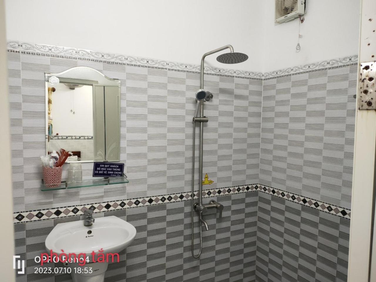 Anh Tan Hotel Vũng Tàu Eksteriør billede